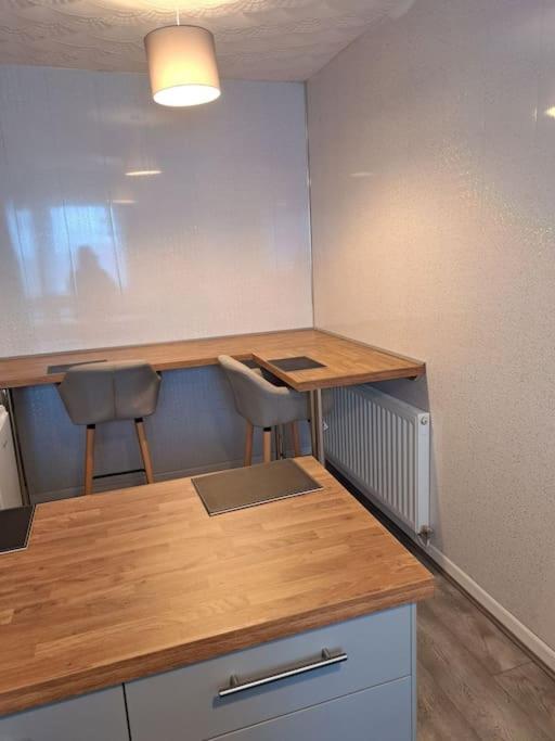 1 Bed Apart Dowlais Eksteriør bilde